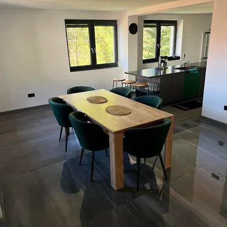Villa Dom Gorska Cisza 18a